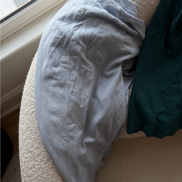 Lululemon bundle - Picture 2 of 6